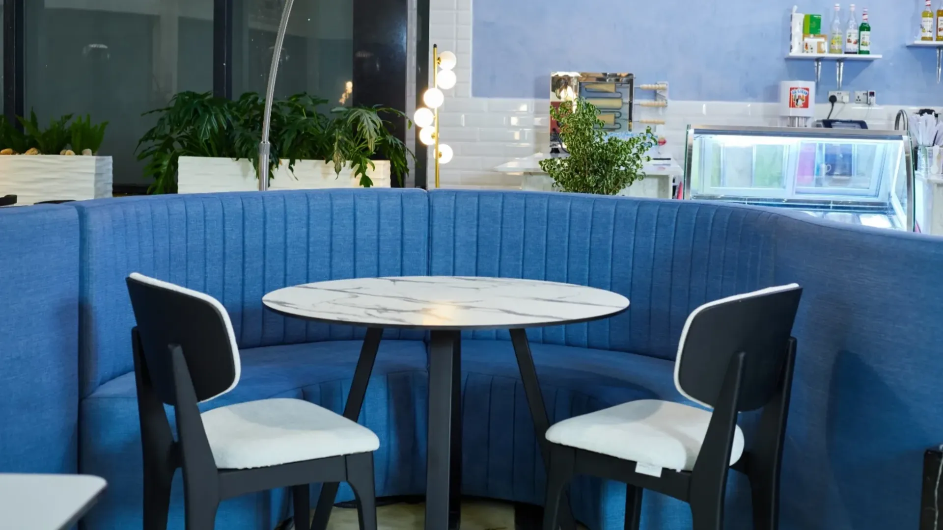 Robot Cafe — image 4