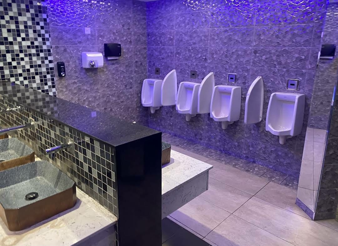 Black Samurai Lounge — image 3
