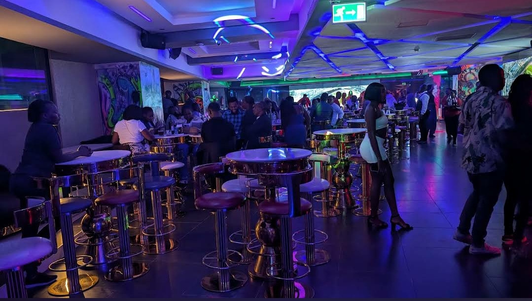Black Samurai Lounge — image 5