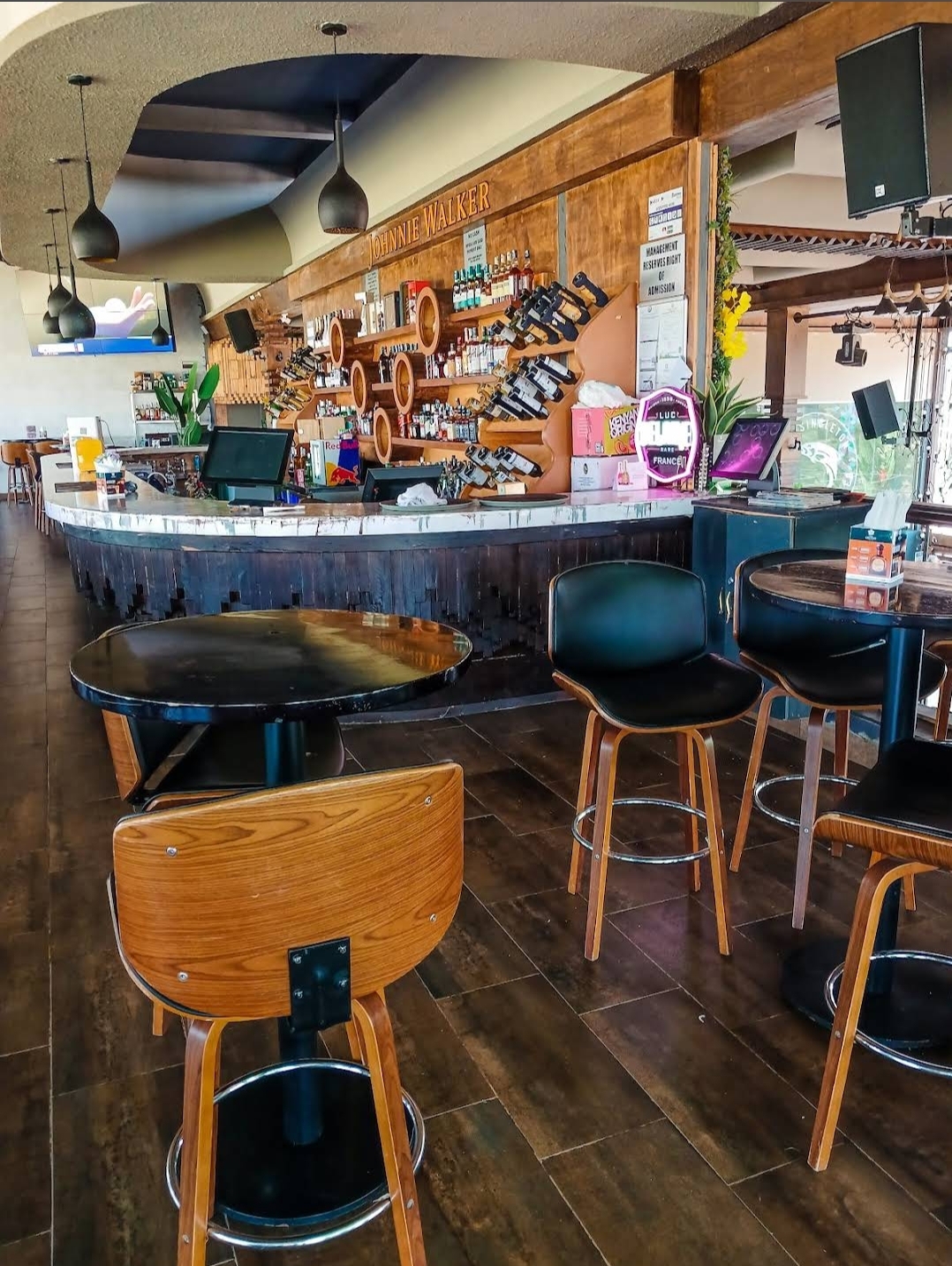 The Orchid Lounge & Grill — image 1