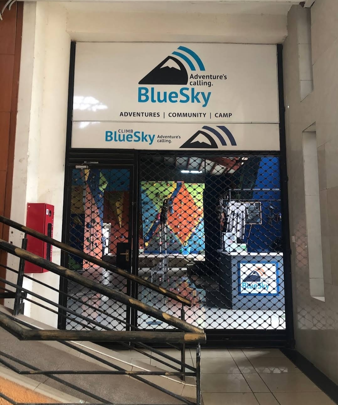 Diamond Plaza Climb BlueSky — image 4