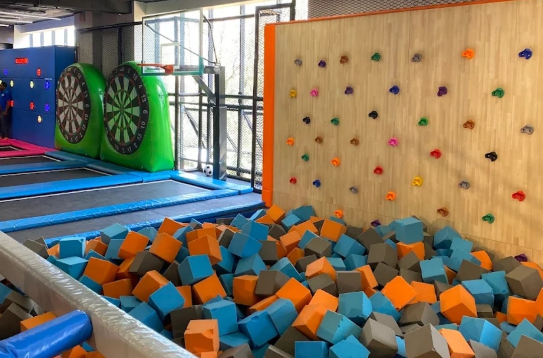 Bounce and Play — image 1