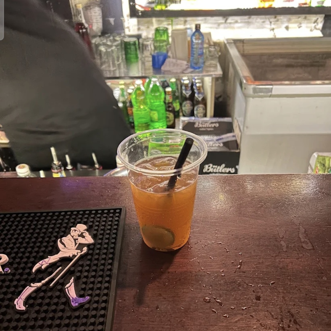 Mwenda's Pub and Cocktails — image 3